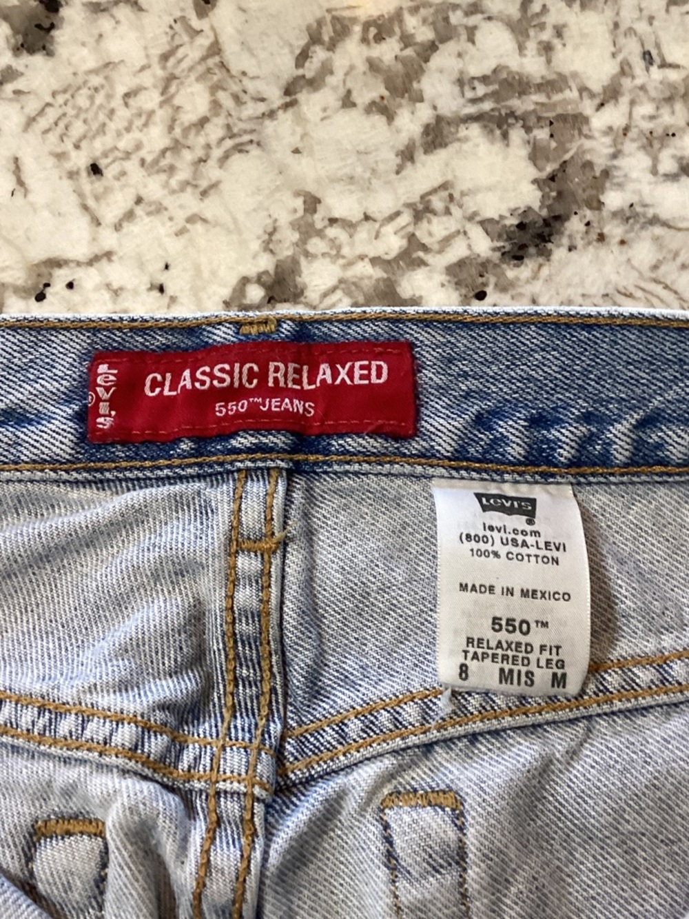 Vintage Levi’s 550 Classic Relaxed Tapered Leg Jeans Light Wash Y2K 2003 8 Med - Picture 4 of 12